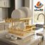 طرز قرار گیری ظروف بر روی جا ظرفی اطلس